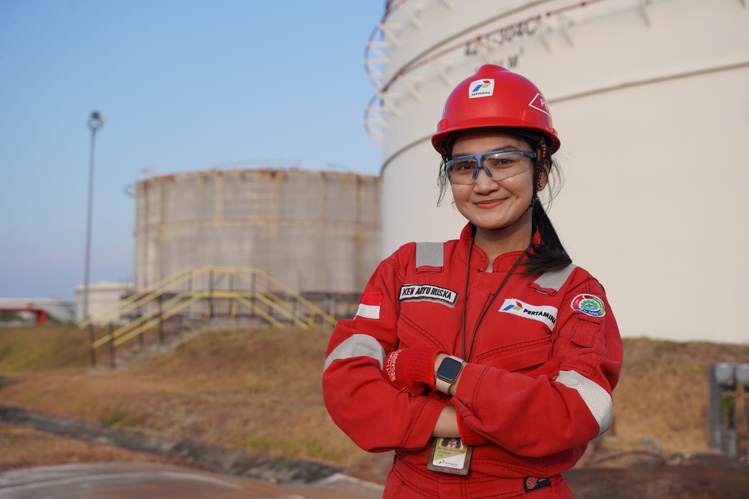 pekerja wanita di pertamina balongan