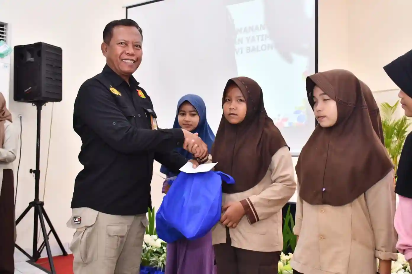 pertamina santuni anak yatim